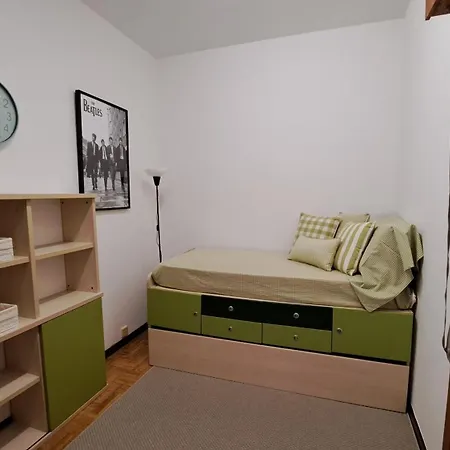 Acogedor Y Amplio Piso En Begona Хихон