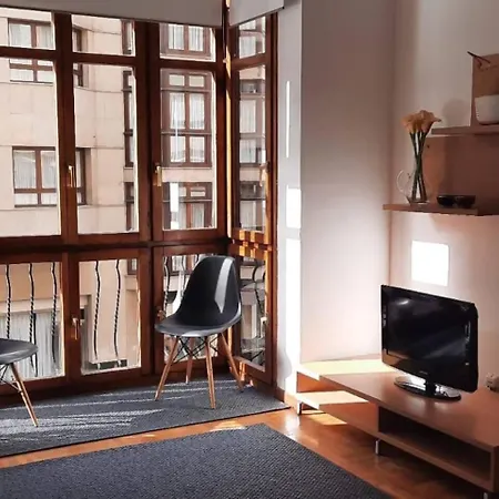 Acogedor Y Amplio Piso En Begoña Apartamento *