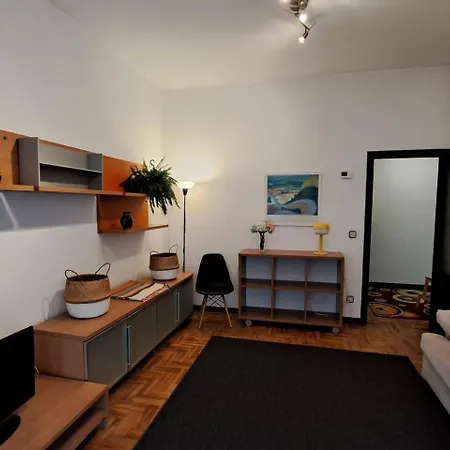 Apartamento Acogedor Y Amplio Piso En Begoña Gijón