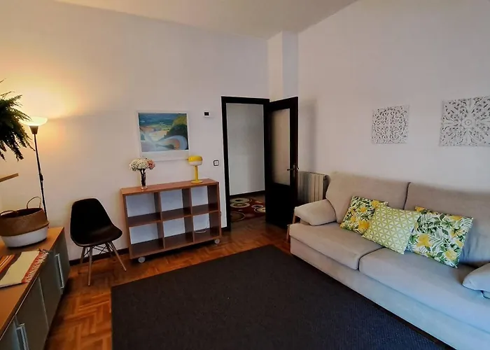 Acogedor Y Amplio Piso En Begoña Apartamento