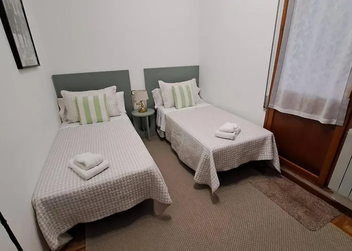 Acogedor Y Amplio Piso En Begoña * Gijón